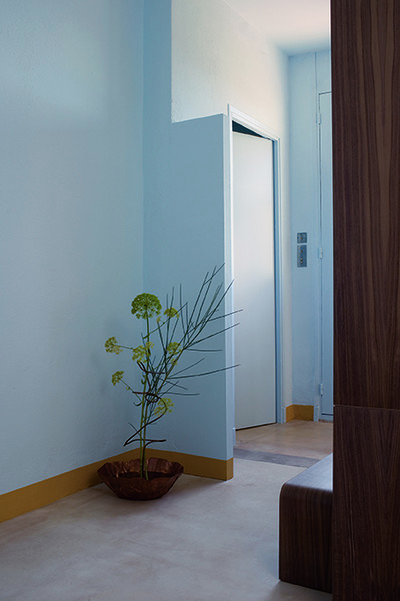 Clos Saint-Bernard dit villa Noailles. Chambre de résidence, design Florence Doléac. 
Photographie : Olivier Amsellem - © Villa Noailles Hyères